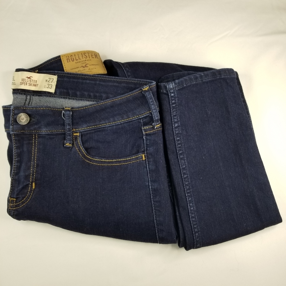 Hollister Low-Rise Super Skinny Jeans